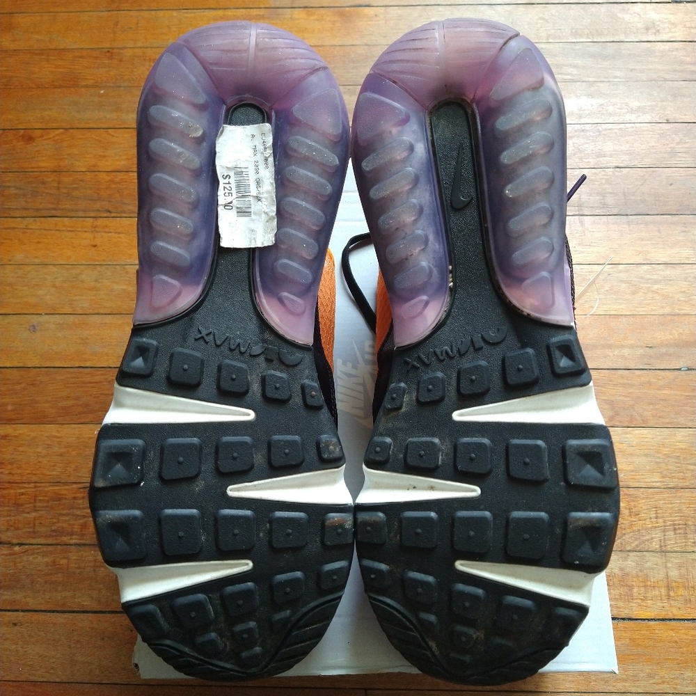 Nike - Picture 6 of 6